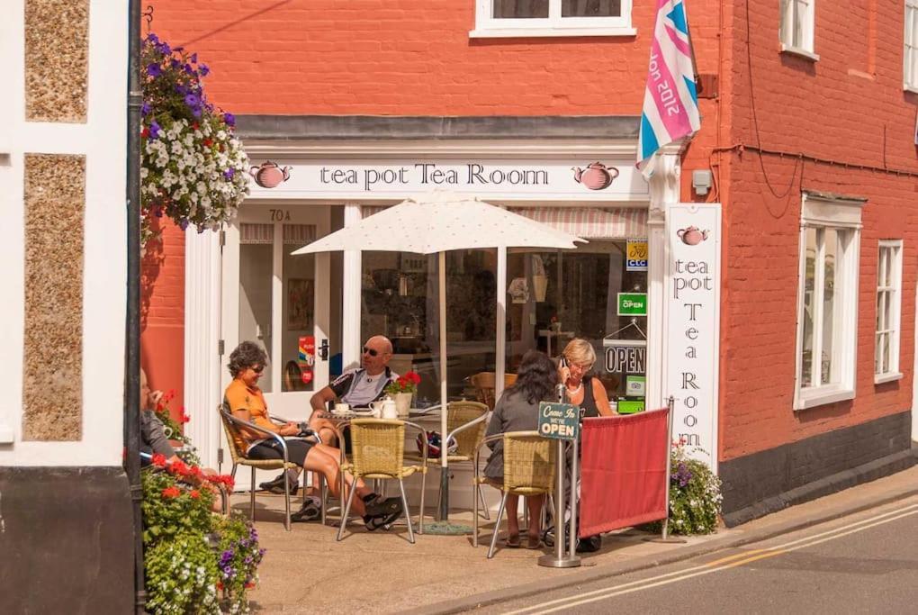 Wren Cottage, A Very Cosy Historic Coastal Cottage In A Pretty Little Village Wickham Market Exterior photo
